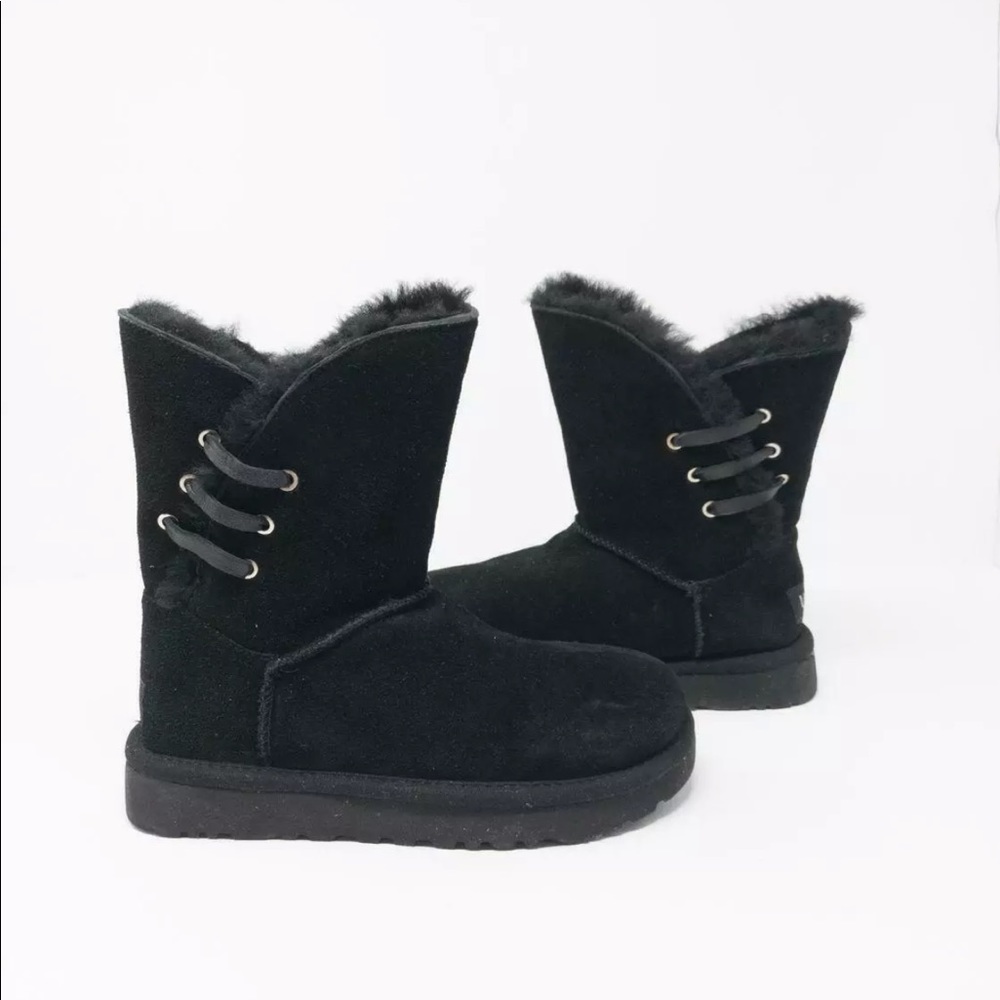 UGG-NWOT CONSTANTINE WOMAN’S BOOTS CHARCOAL